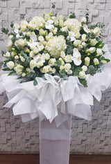 Elegant Tribute Condolence Stand - SY284