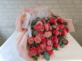Ladybro Rose Hand Bouquet - BQ963