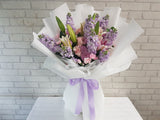 Captivating Roses & Lilies Flower Bouquet - BQ891