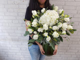 Minimalist Rose & Hydrangeas Vase - VS123