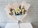 Hand Bouquet - BQ566