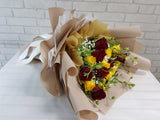 Mix Red & Yellow Hand Bouquet - BQ872