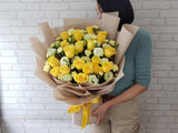 Rose & Eustomas Standing Bouquet - BT044