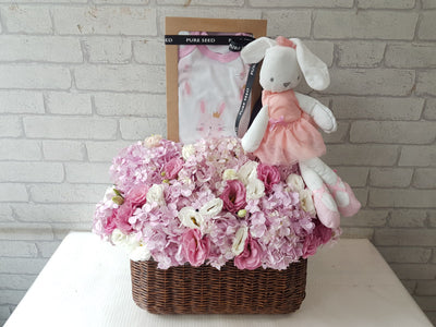 Newborn Gift Bouquet