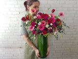 Crimson Grace Daisy Vase - VS192