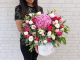 Lively Tulip Roses Flower Box- BK130