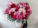 <b> (PRE-ORDER) </b>Lavish Rose & Peony Flower Box - BK893