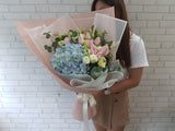 Hand Bouquet - BQ649