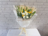 Hand Bouquet - BQ673