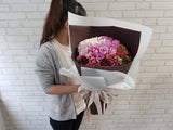 Hand Bouquet - BQ679