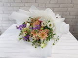 Hand Bouquet - BQ681