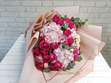 Hand Bouquet - BQ657