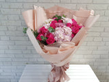 Hand Bouquet - BQ657
