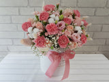 roses and carnation flower bouquet