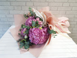 Hand Bouquet - BQ685