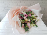 Hand Bouquet - BQ687