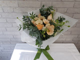 Hand Bouquet - BQ712