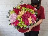 Radiant Cymbidium & Rose Flower Box- BK039