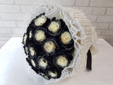 pure seed bq748 + 20 stalks of 2 Tone Roses + hand bouquet