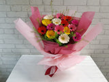 Cheerful Daisy Standing Bouquet- BK075