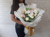 Hand Bouquet - BQ785