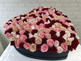 Greatest Love 200 Rose - BK106