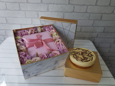 Cheesecake Flower Gift - BK822
