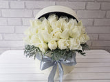 pure seed bk880 30 white roses with silver leaves flower box