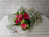 Hand Bouquet - BQ581